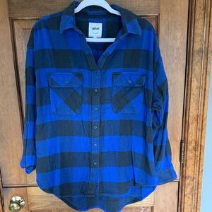 Aerie Blue and Black Plaid Button-Up Shirt - Small